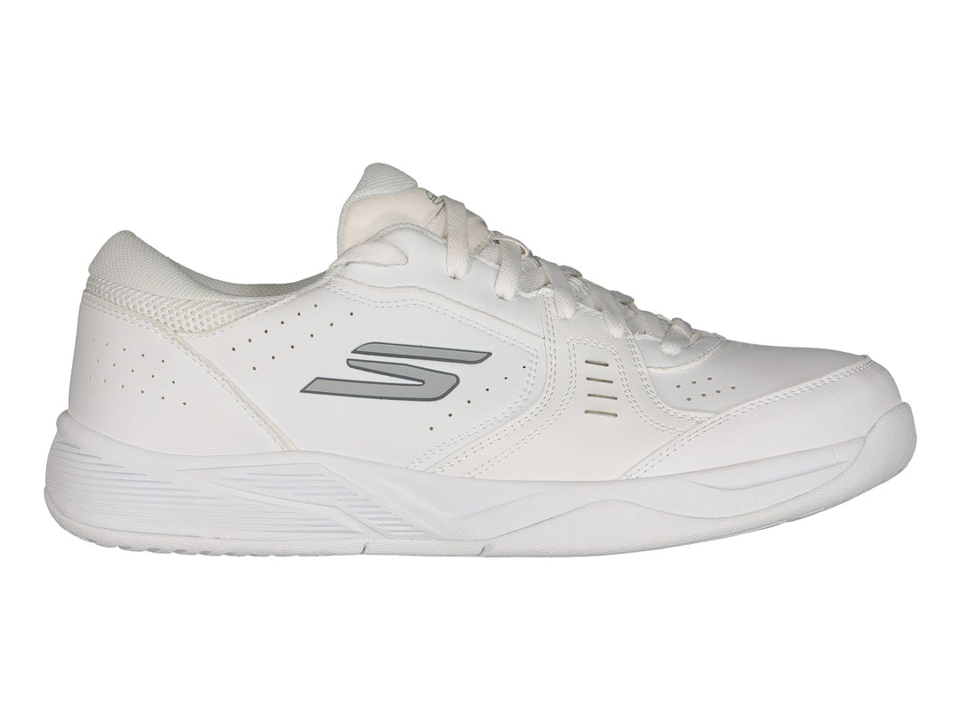 Tenis deportivos Skechers color blanco con suela blanca y detalles laterales.