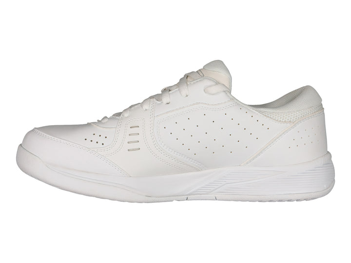 Tenis deportivos Skechers color blanco con suela blanca y detalles laterales.