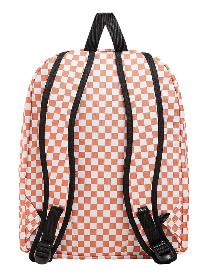 Mochila Vans con estampado de cuadros en color carnelian y blanco, con asa superior negra.