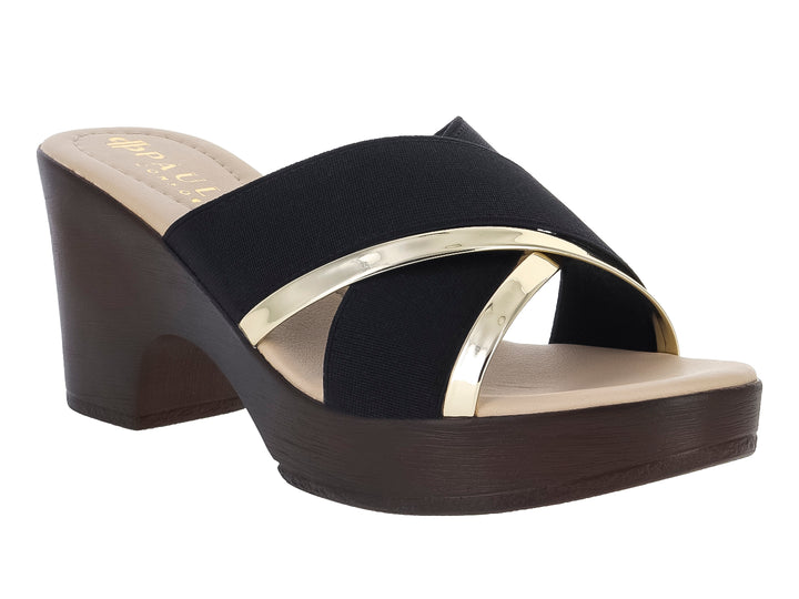 Sandalia de cuña color negro con detalle metálico dorado y suela de plataforma.
