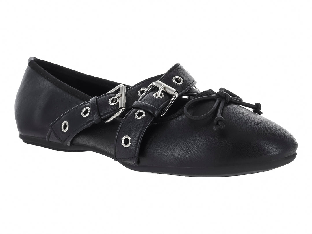 Zapato plano negro estilo Mary Jane con doble correa y hebillas plateadas.