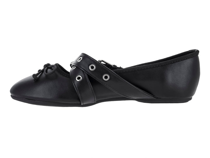 Zapato plano negro estilo Mary Jane con doble correa y hebillas plateadas.