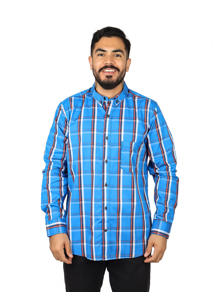 Camisa de manga larga para hombre en color azul con estampado de cuadros rojos y blancos.