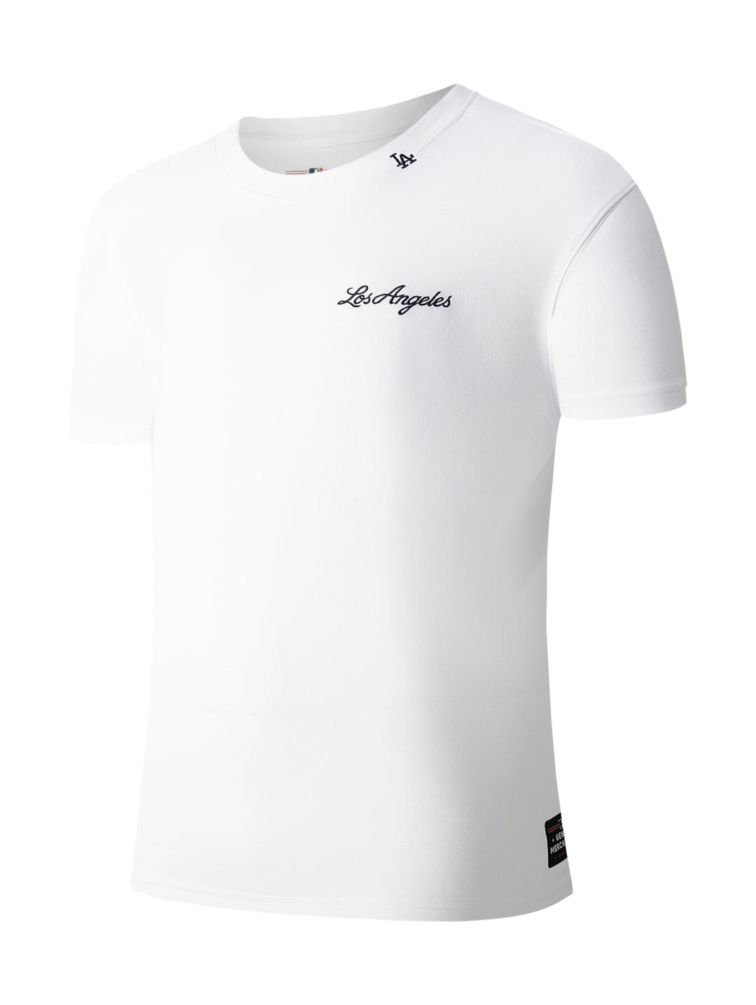 Camiseta deportiva blanca de manga corta con texto 'Los Angeles' en el pecho.