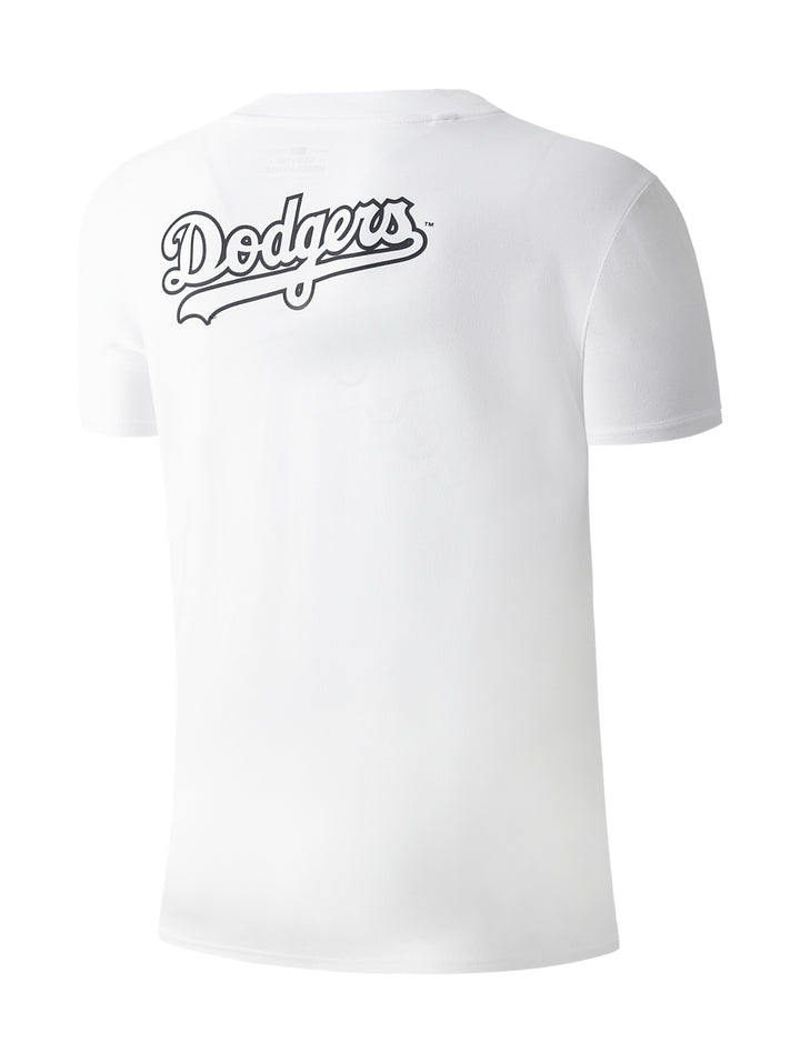 Camiseta deportiva blanca de manga corta con texto &