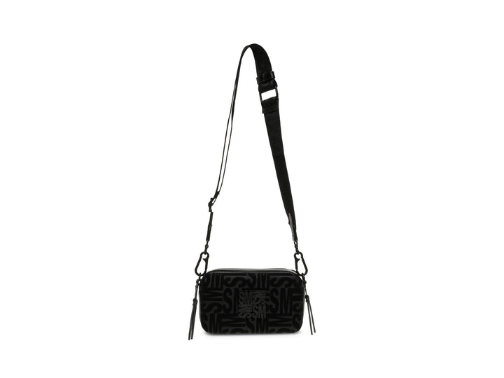 Bolsa de hombro pequeña Steve Madden en color negro con diseño de monograma en relieve y correa ajustable.