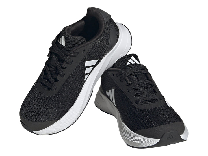 Tenis deportivos Adidas Duramo SL color negro con franjas y suela blanca para niños.