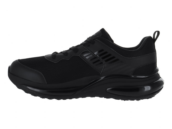 Tenis de baloncesto Makena color negro con suela robusta y acabados en malla y sintético.