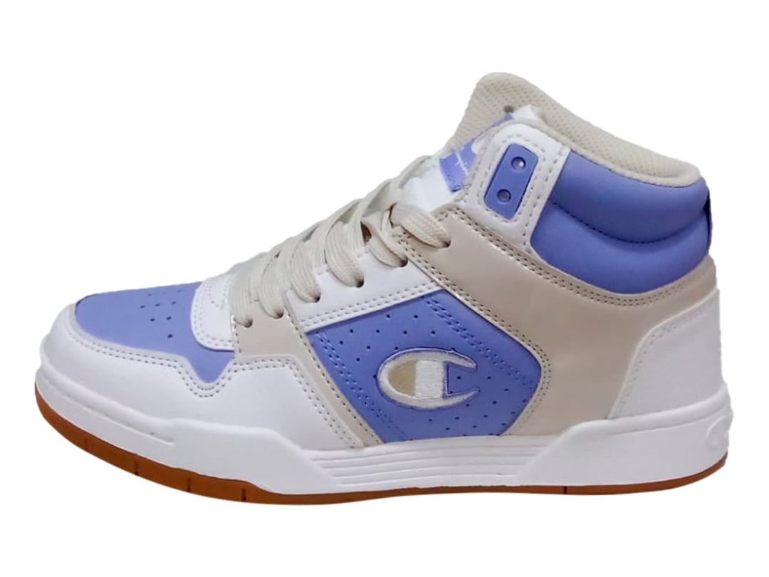 Tenis deportivos de corte alto en colores blanco, azul claro y beige con suela color goma.