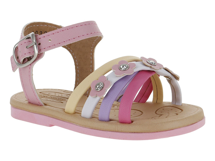 Sandalia infantil color rosa con tiras multicolores y adornos de flores.