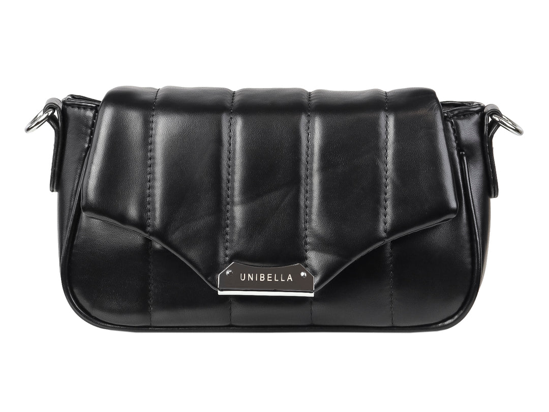 Bolso negro sintético con diseño acolchado y placa metálica de la marca UNIBELLA.