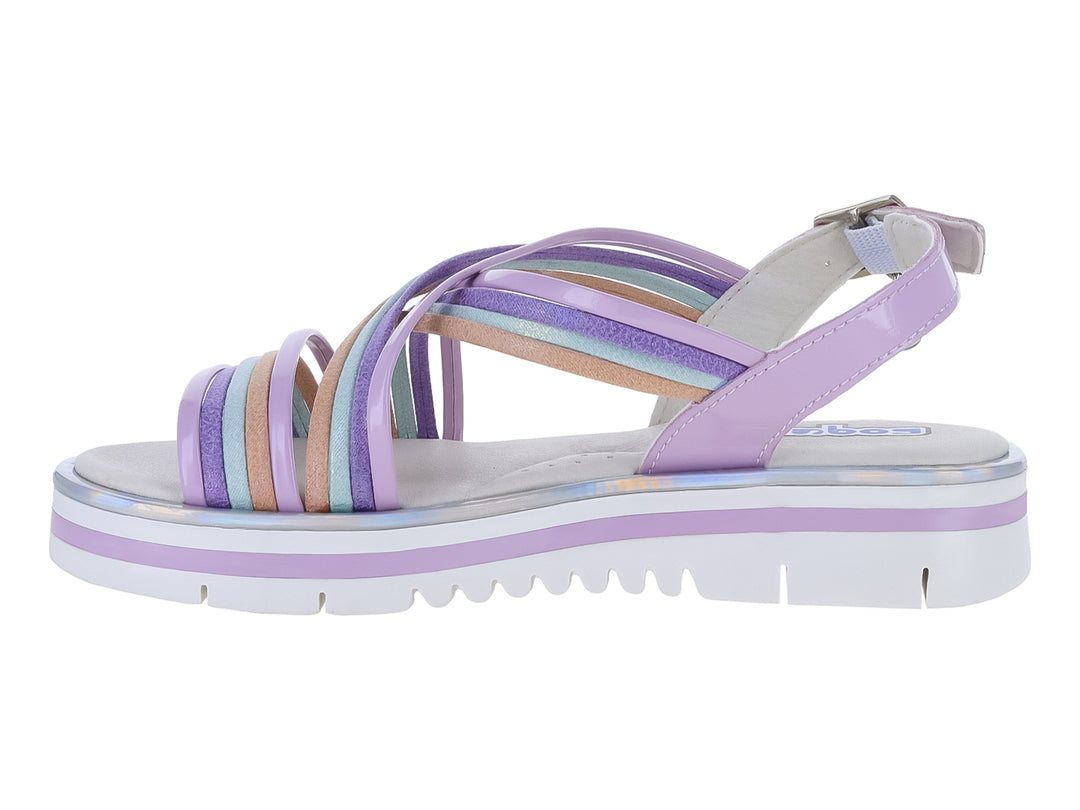 Sandalia de plataforma color lila con tiras multicolores y suela blanca.