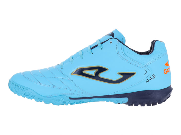 Zapato de fútbol GATTUSO color azul claro con suela azul marino y detalles en dorado.