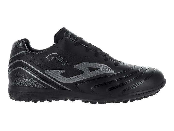Zapato de fútbol GATTUSO modelo 719 TF en color negro con detalles en gris y suela para pasto sintético.