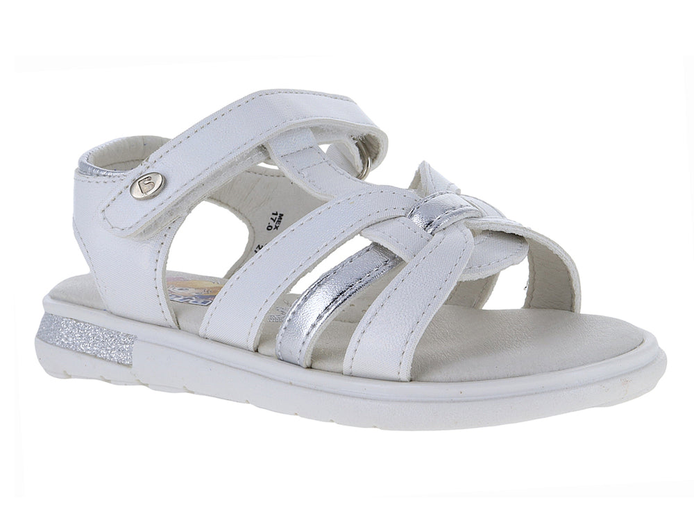 Sandalia blanca para niña con detalles plateados y correa de ajuste con velcro.