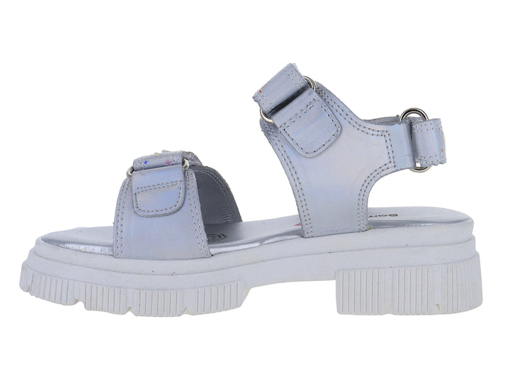 Sandalia infantil color plata con suela blanca de plataforma y detalles decorativos coloridos.