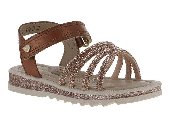 Sandalia para niña color camel con tiras brillantes y suela con glitter.