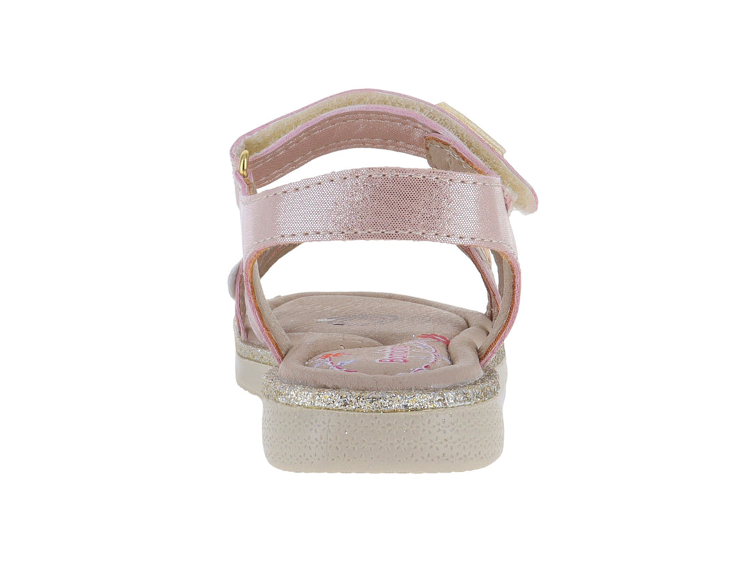 Sandalia rosa para niña con detalles de corazones dorados y cierre de velcro.