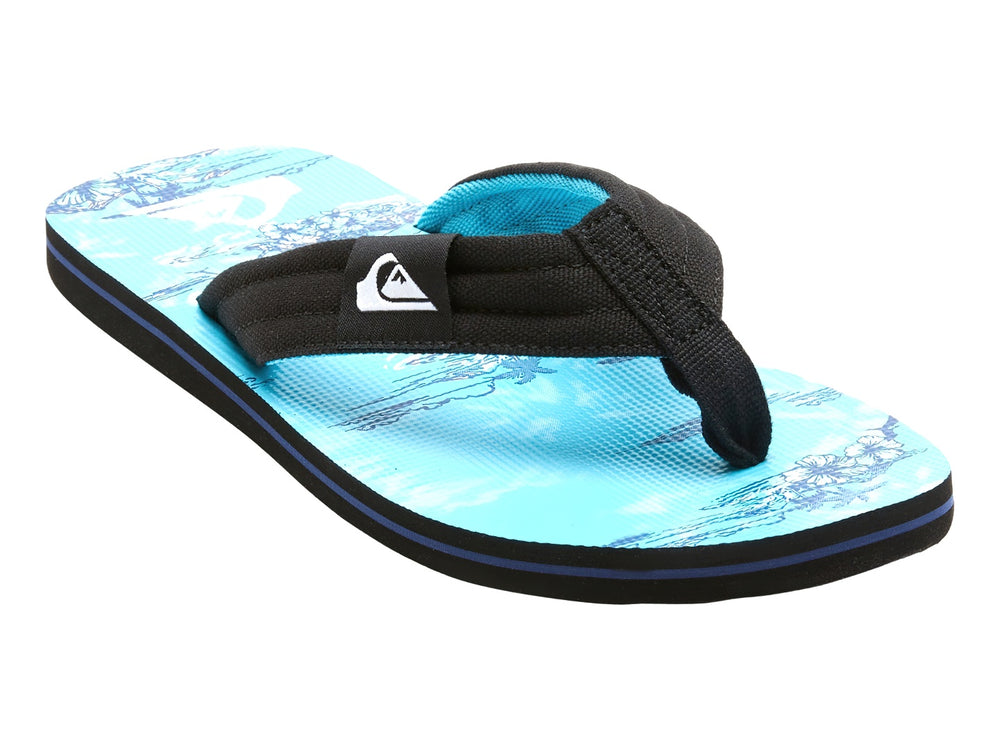 Sandalias Quiksilver color azul con correas negras y suela plana.