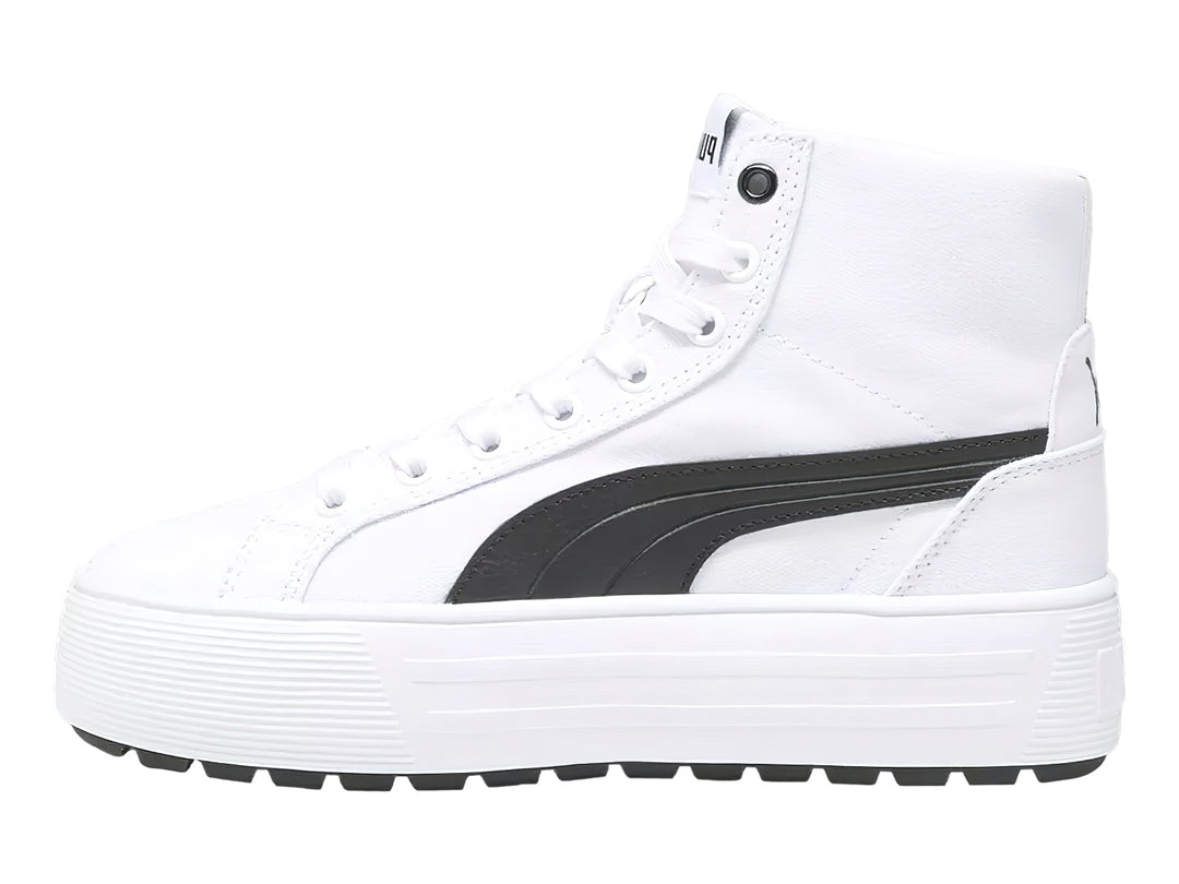 Tenis PUMA Kaia 2.0 Mid en color blanco con franja lateral negra y suela de plataforma blanca.