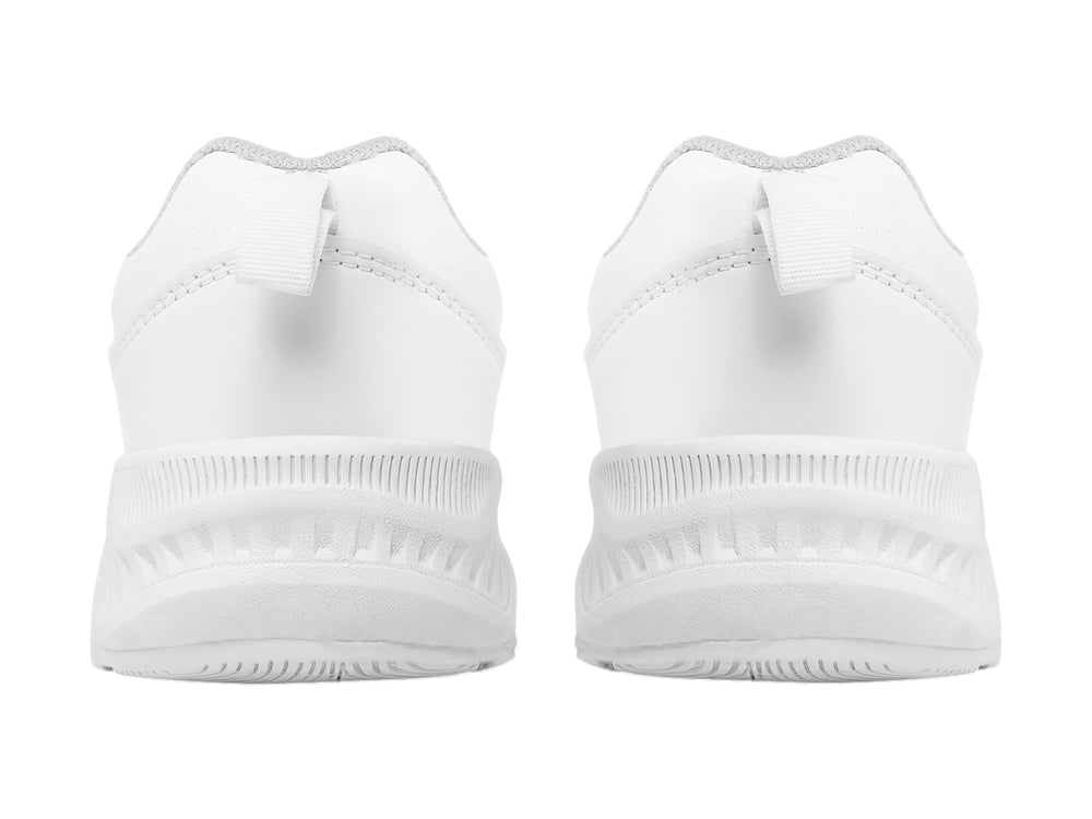Tenis deportivos color blanco para niño o niña con cierre de dos correas de velcro y suela blanca.