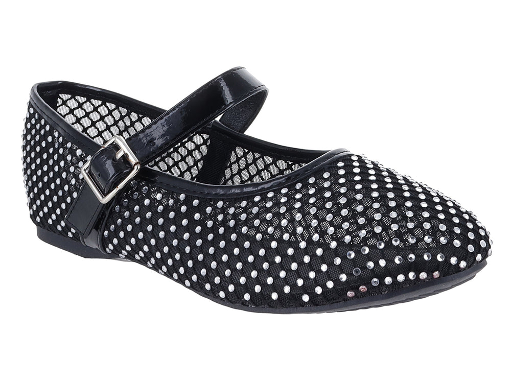 Zapato plano negro con malla, detalles brillantes y correa con hebilla.