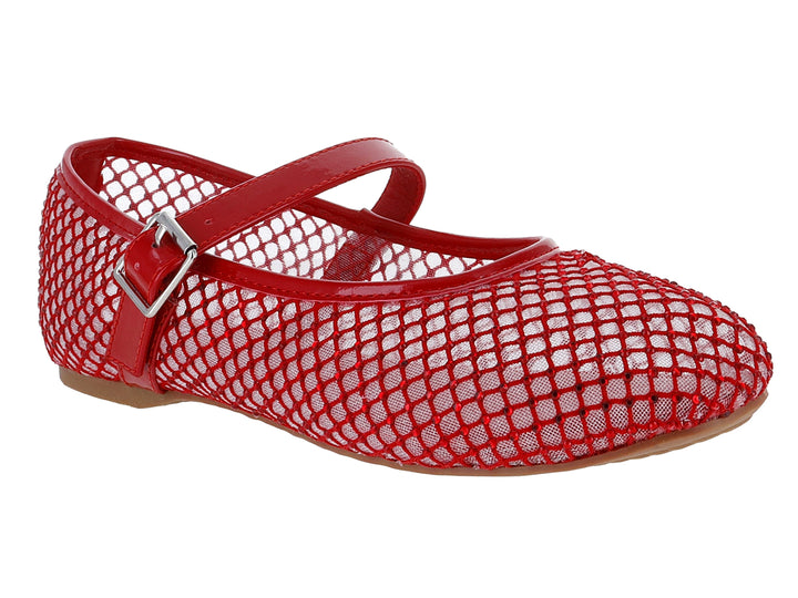 Zapato plano rojo con tejido de malla y correa con hebilla plateada.