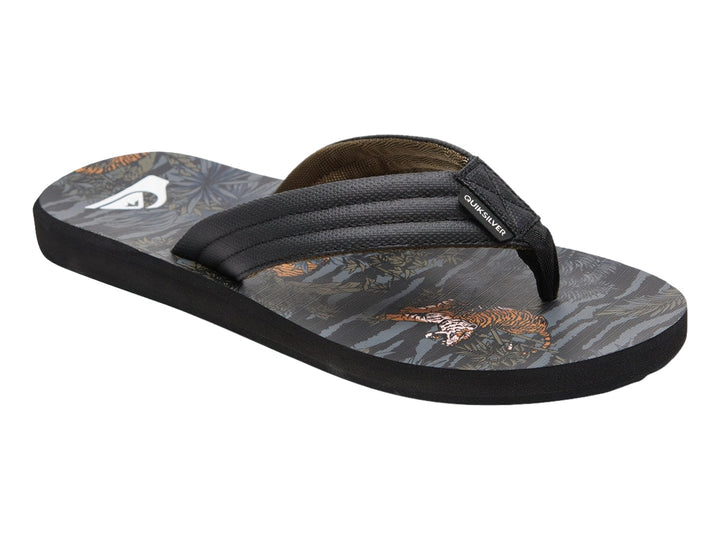 Sandalias Quiksilver color negro con estampado gris en la plantilla y tiras negras.