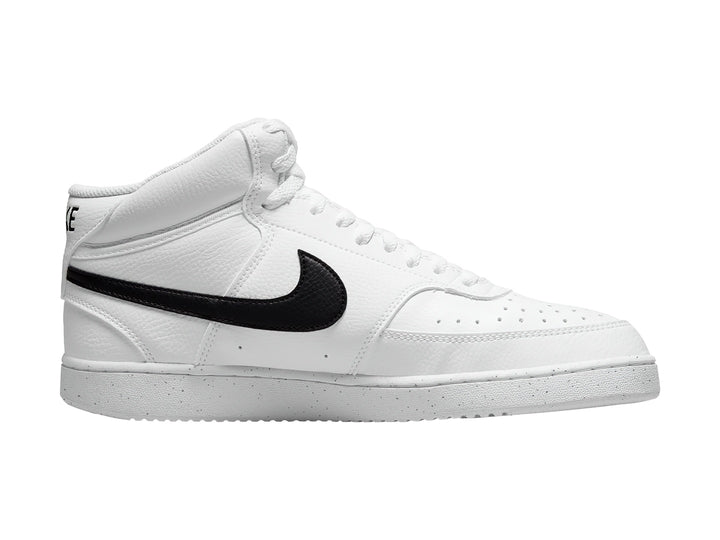 Tenis Nike Court Vision Mid color blanco con logotipo negro, diseño de corte medio.