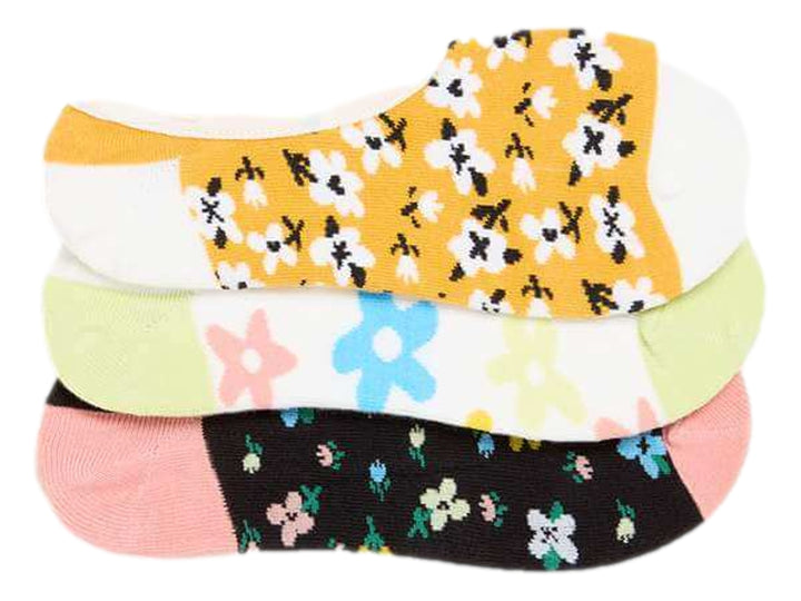 Paquete de tres pares de calcetines cortos Vans con estampados florales en colores amarillo, verde lima y negro.