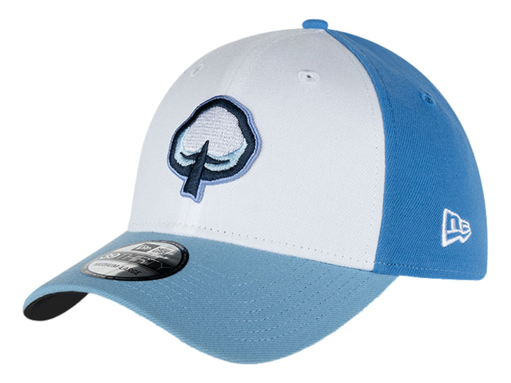 Gorra de béisbol New Era bicolor en blanco y azul con logotipo bordado al frente.