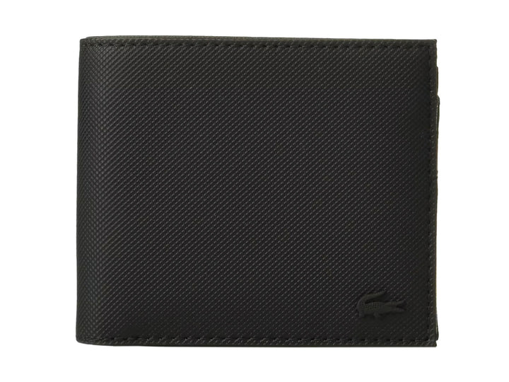 Cartera Lacoste negra de cuero texturizado con logotipo grabado en la esquina inferior.