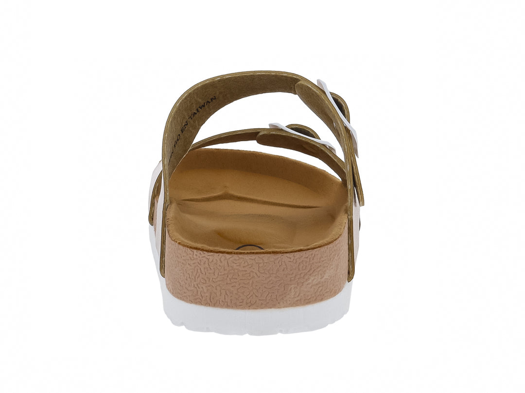 Sandalias color oro rosado con dos correas, hebillas blancas y suela blanca.