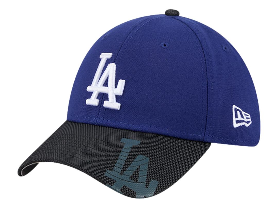 Gorra New Era de los Dodgers de Los Ángeles en color azul con visera negra y logo blanco frontal.