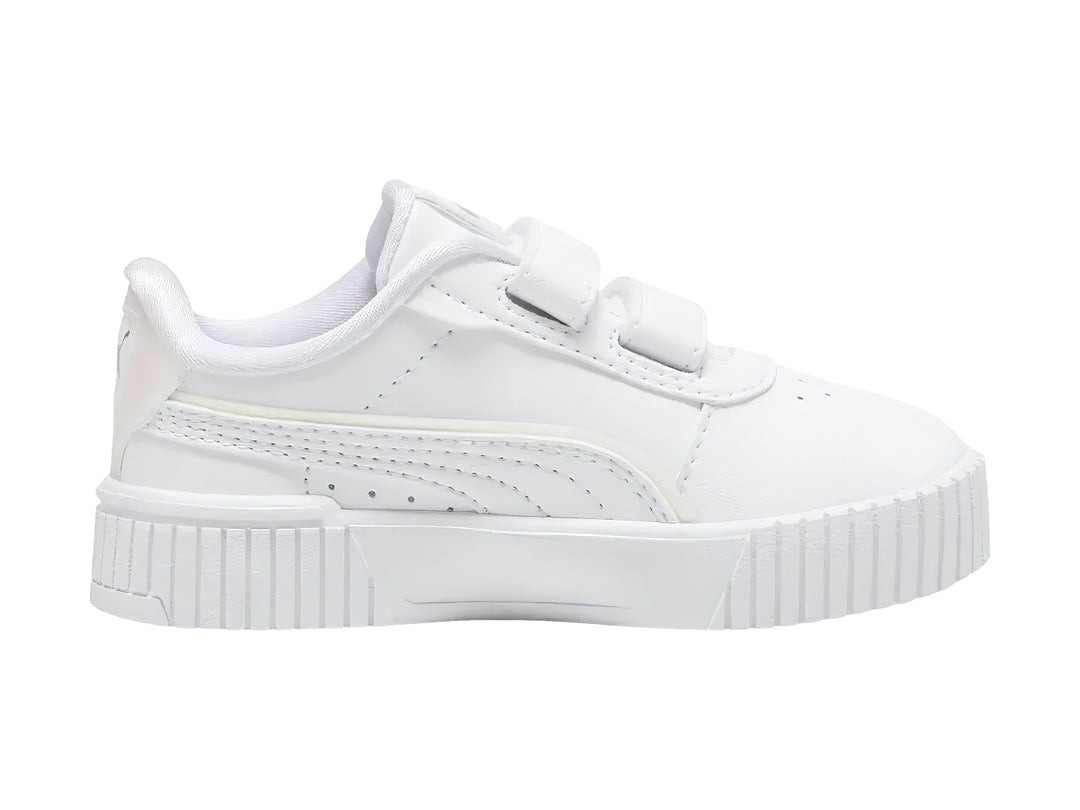 Tenis PUMA blancos para Niño o Niña con cierre de velcro y detalle holográfico en el talón.