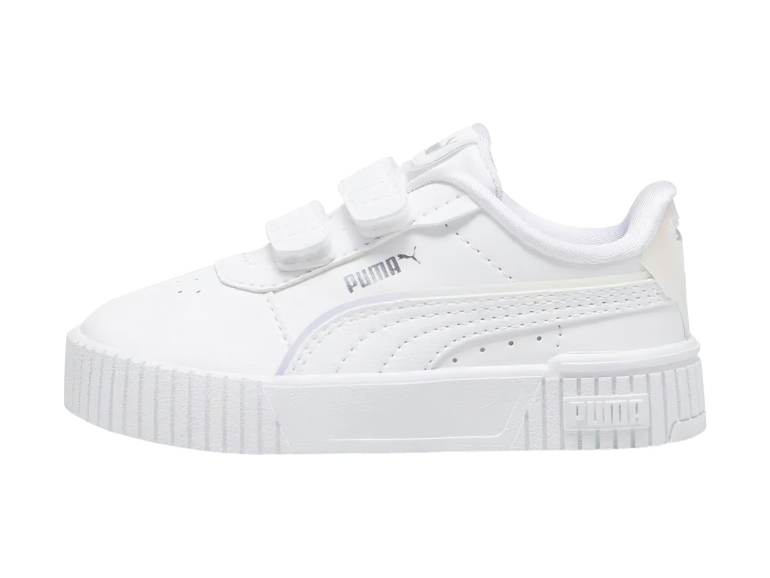 Tenis PUMA blancos para Niño o Niña con cierre de velcro y detalle holográfico en el talón.