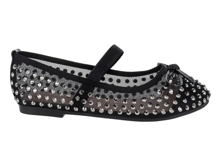 Zapato plano negro para niña con malla y detalles de pedrería plateada brillante y correa ajustable.