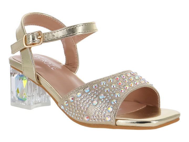 Sandalia dorada con tacón cuadrado transparente y adornos de brillantes en la punta.