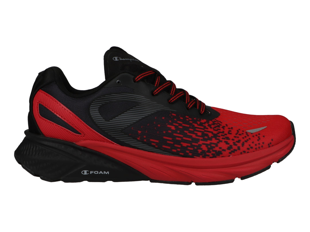 Zapato deportivo Champion en colores negro y rojo con suela amortiguada C-Foam.