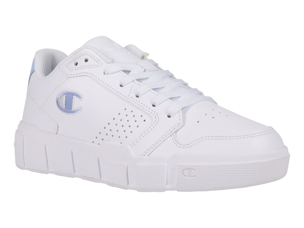 Tenis Champion blancos con detalles en azul claro y suela blanca gruesa.