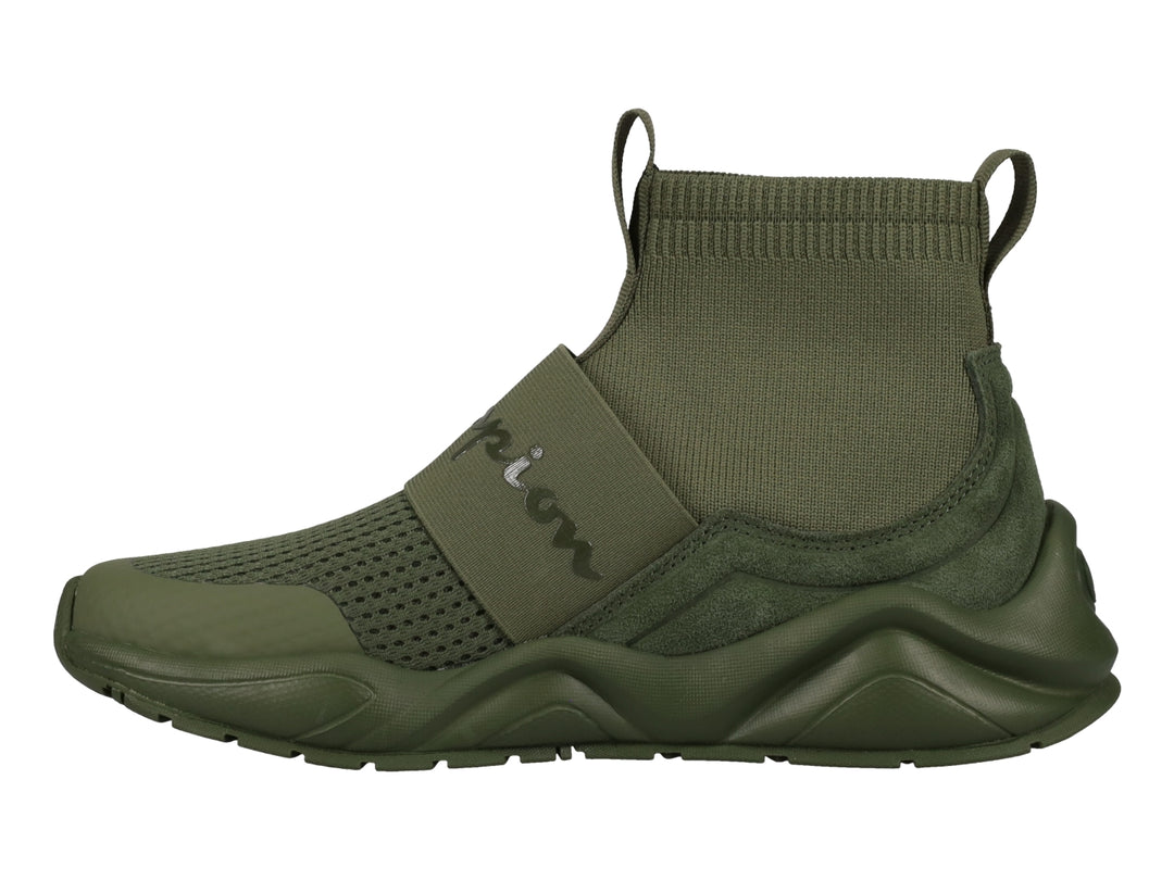 Tenis deportivos Champion color verde oliva con diseño tipo calcetín y suela gruesa.