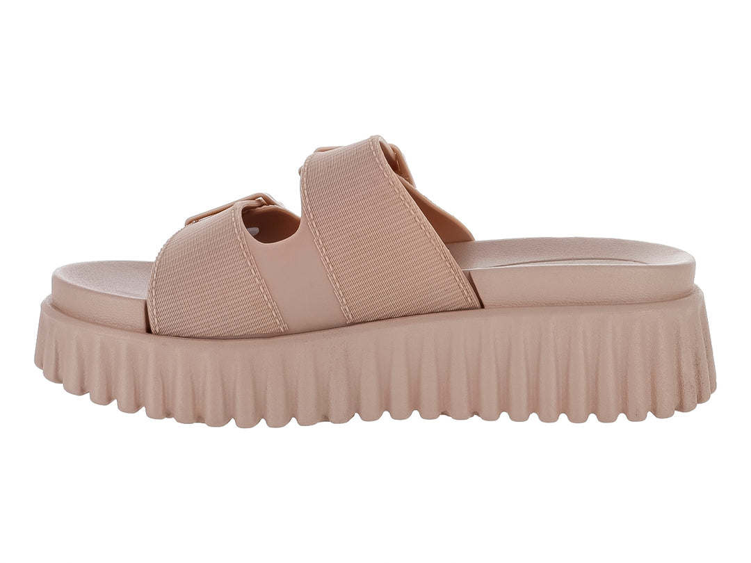 Sandalias Furor color taupe con plataforma alta, suela dentada y dos correas con hebillas ajustables.
