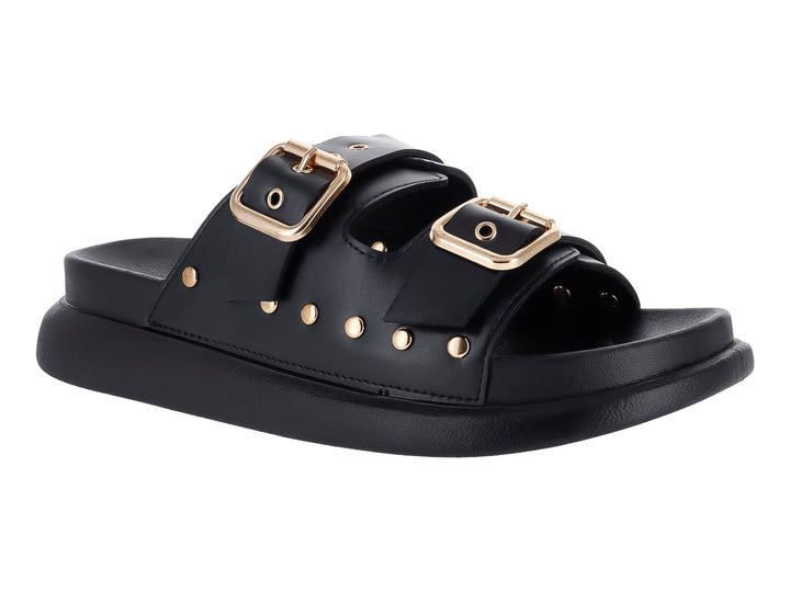 Sandalias negras de plataforma para niña con dos correas ajustables mediante hebillas doradas y detalles de ojetes.