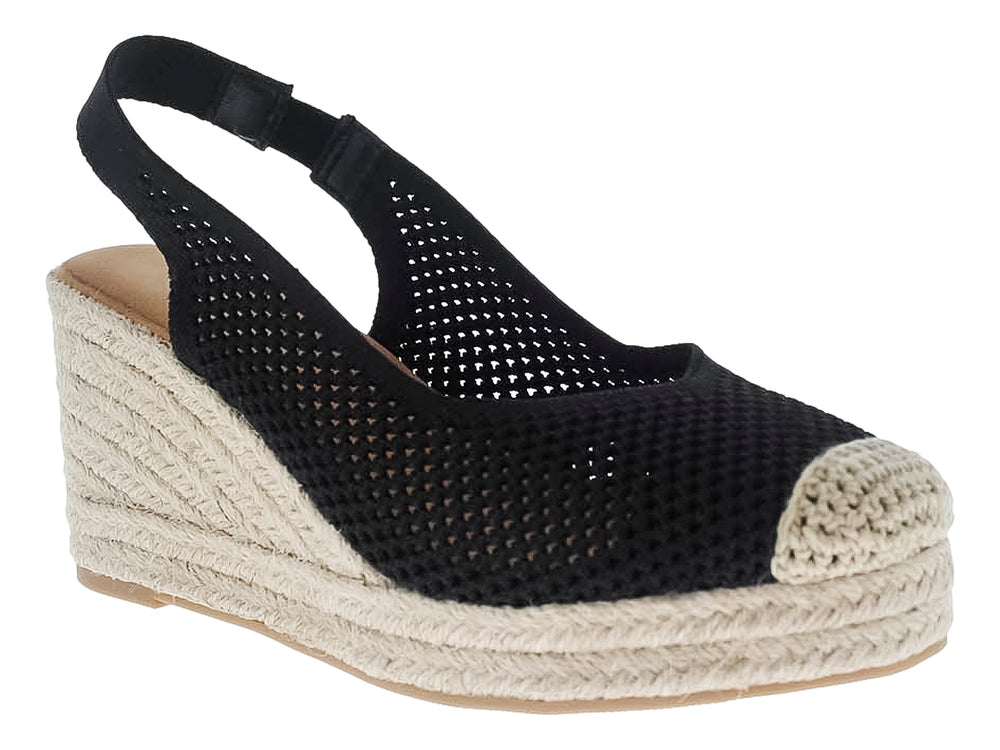 Sandalia de cuña color negro con tejido de malla y suela de yute beige.