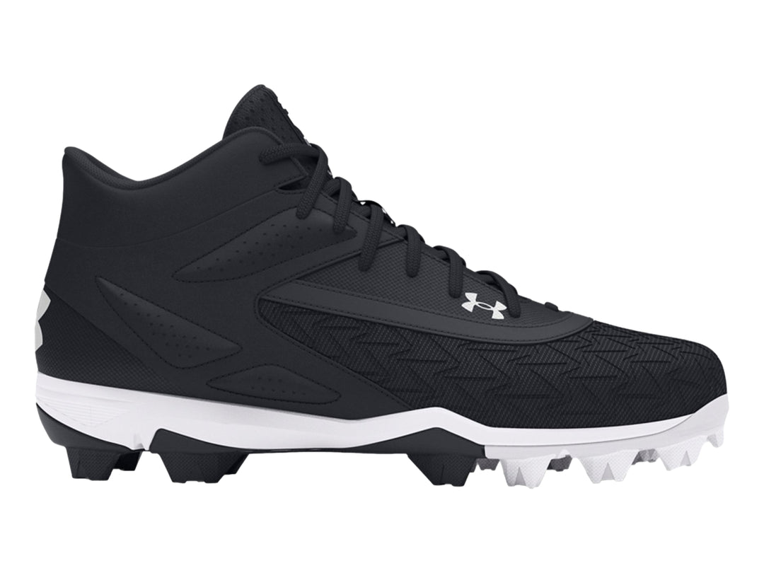 Zapato deportivo Under Armour Leadoff Mid 3.0 en color negro con suela blanca y tacos.