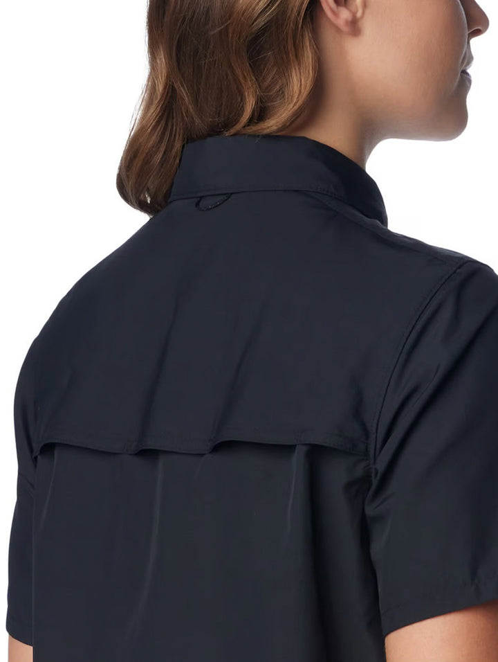 Camisa Columbia Silver Ridge 3.0 de manga corta en color negro para mujer.