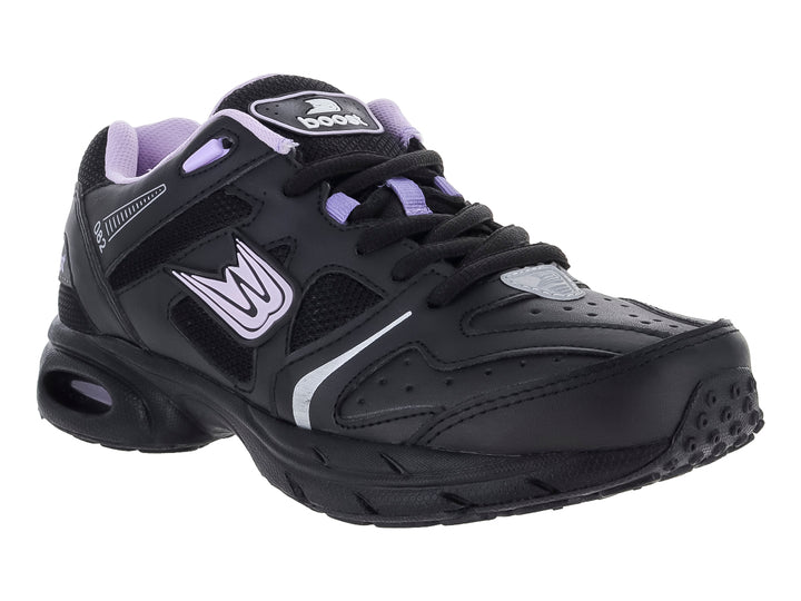 Tenis deportivos color negro con detalles en lila y blanco, vista lateral.