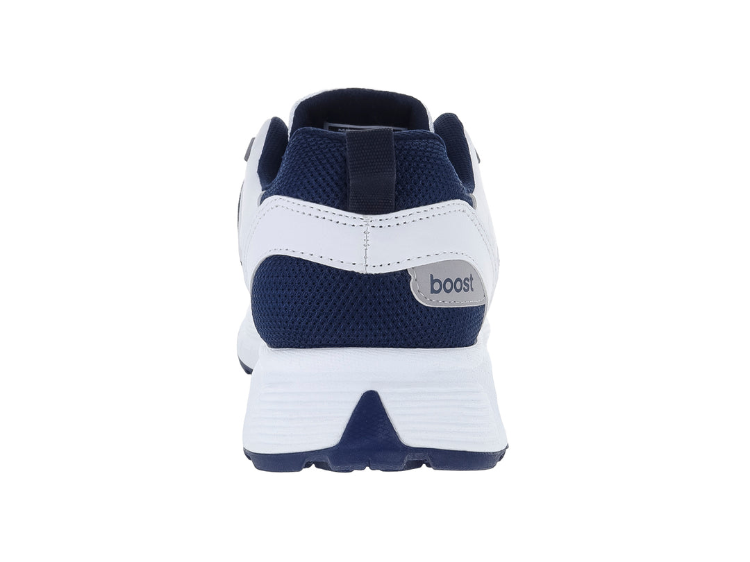 Tenis deportivos Boost en color blanco con detalles en azul marino y suela blanca con cámara de aire visible.