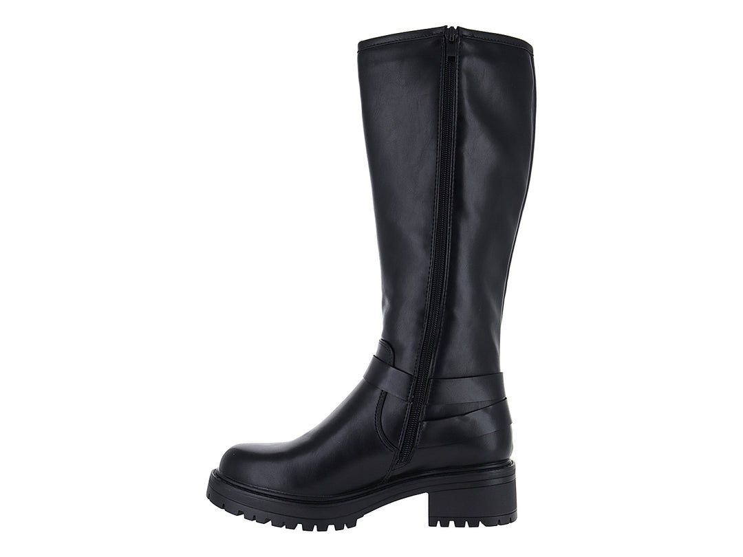 Bota alta negra con hebillas metálicas y suela track robusta.