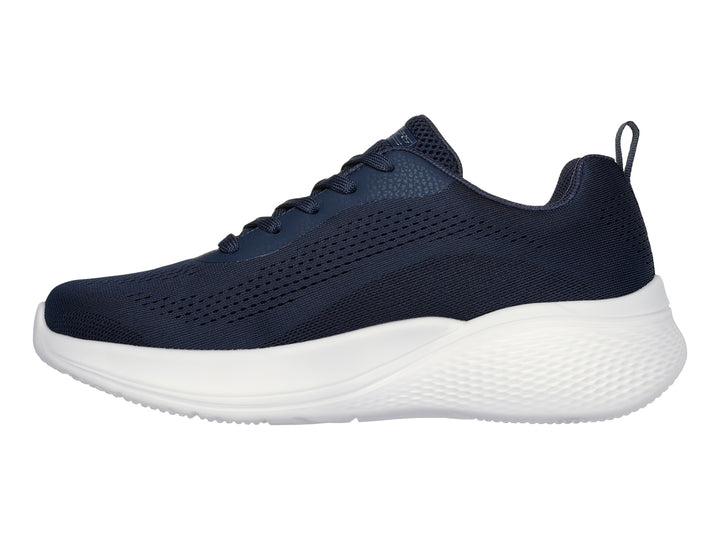 Tenis Skechers BOBS Infinity en color azul marino con suela blanca gruesa y tejido transpirable.
